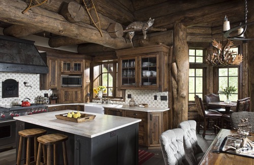 Vail House | Stunning Luzury Log Home, Cinema, Hot Tub, BBQ, Game Room, Free Solaris Garage!
