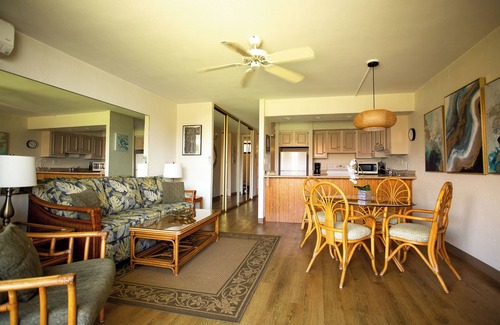 Honokowai Condo | Stunning Maui Condo with Ocean Views – Your Tropical Paradise Awaits!