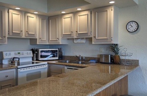Honokowai Condo | Stunning Maui Condo with Ocean Views – Your Tropical Paradise Awaits!