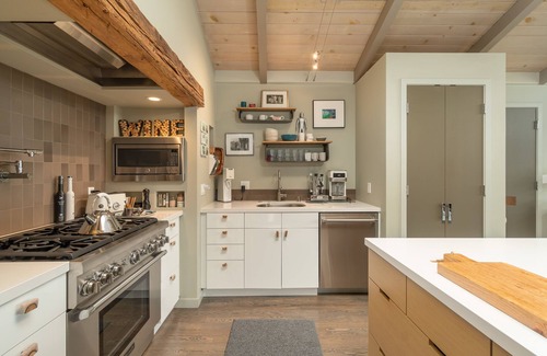 Mill Valley House | Stunning Mill Valley modern above Muir Wood with water views