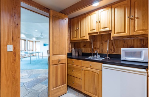 Cullowhee House | Stunning Mountain and Lake views close to Cashiers in a Large Luxury Home.