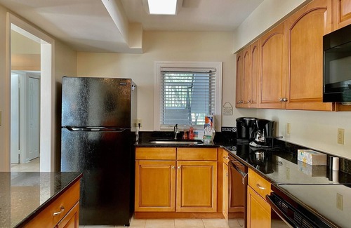 Hilton Head Island Condo | STUNNING OCEANFRONT VILLA WITH POOL & BALCONY IN HILTON HEAD