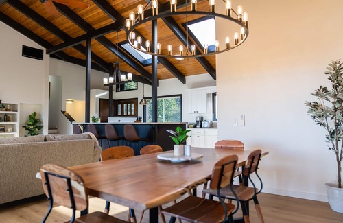 Waldport House | Stunning Oceanview Hillside Home w/Theater & Spa