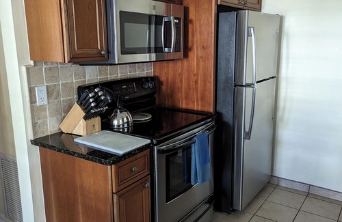 Whitney Beach Cottage | Stunning one bedroom Cape Cod style Cottage on Long Boat Key, Florida