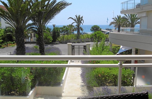 La Bocca Apartment | Stunning panoramic sea front holiday apartment in Cannes, France