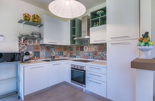 Casale Marittimo House | Stunning private villa for 6 people with WIFI, A/C, TV, terrace, pets allowed and panoramic view
