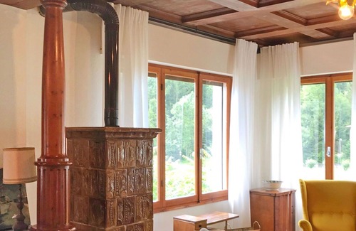 Ledro House | Stunning private villa for 11 people with WIFI, TV, terrace and pets allowed