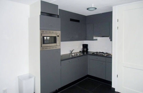 West-Graftdijk House | Stunning private villa for 6 guests with WIFI, TV, terrace and parking