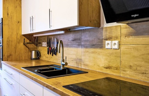 Tanvald House | Stunning private villa for 7 people with WIFI, TV, terrace and parking