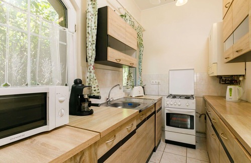 Balatonoszod House | Stunning private villa for 5 people with WIFI, A/C, TV and terrace