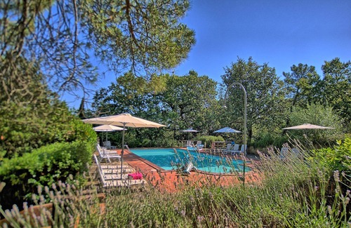 Bucine Villa | Stunning private villa for 10 guests with WIFI, private pool, TV, veranda and panoramic view