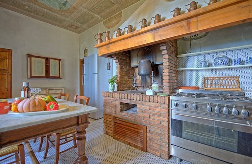 Montecatini Val di Cecina Villa | Stunning private villa for 20 guests with private pool, WIFI, TV, pets allowed and panoramic view