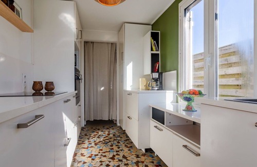 Canapville Villa | Stunning private villa for 6 guests with WIFI, TV and terrace