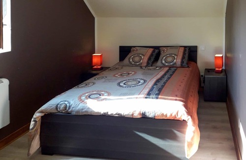 Degagnac House | Stunning private villa for 4 guests with WIFI, TV, terrace and parking