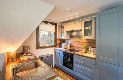 South Laggan House | Stunning private villa for 6 guests with WIFI, terrace and panoramic view