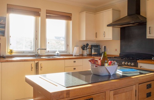 Staffin House | Stunning private villa for 6 people with WIFI and TV