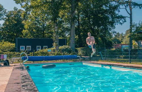 IJhorst House | Stunning private villa for 6 guests with WIFI, pool, TV and terrace