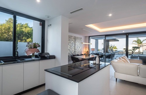 Manilva Villa | Stunning private villa for 11 guests with A/C, hot tub, WIFI, private pool, TV and patio