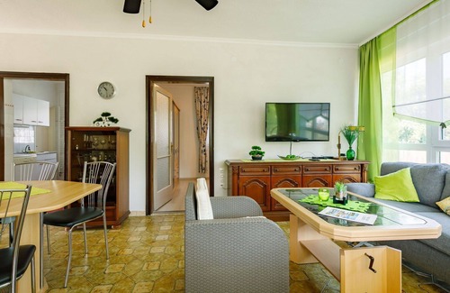 Balatonmariafurdo House | Stunning private villa for 8 people with WIFI, private pool, TV and terrace