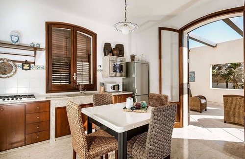 Custonaci Villa | Stunning private villa for 6 people with A/C, private pool, WIFI, TV, terrace and panoramic view