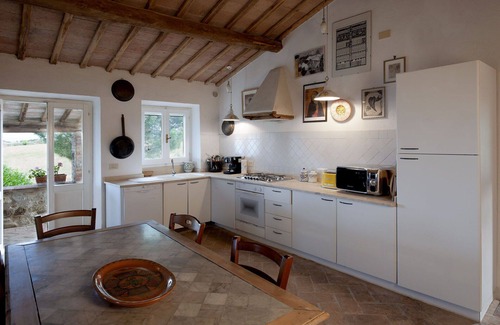 Todi Villa | Stunning private villa for 8 guests with private pool, WIFI, TV and panoramic view