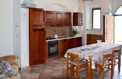 Picciano House | Stunning private villa for 4 people with WIFI, TV, terrace and pets allowed