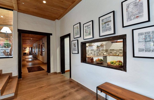 Arucas House | Stunning private villa for 10 guests with WIFI, private pool, TV and patio