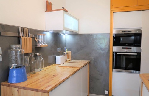 Cruis House | Stunning private villa for 6 people with WIFI, private pool, TV, terrace and pets allowed
