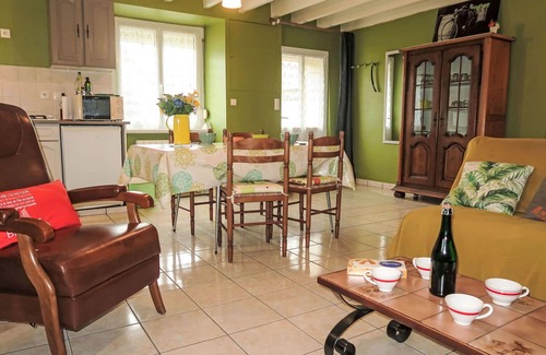 Matignon House | Stunning private villa for 4 guests with TV and pets allowed