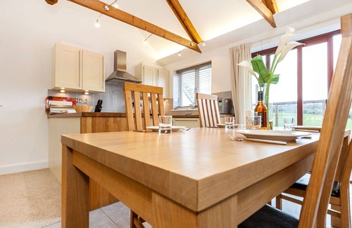 Carnon Downs House | Stunning private villa for 4 people with WIFI, pool, TV, patio and pets allowed