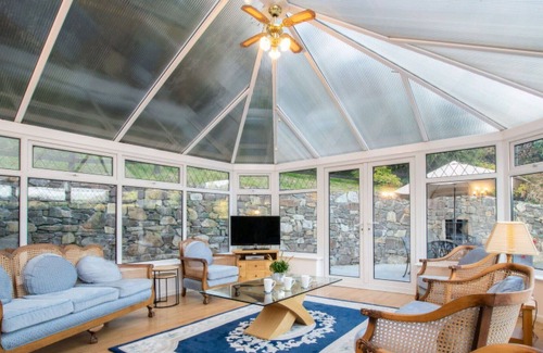 Dolgellau House | Stunning private villa for 7 people with WIFI, TV, patio, panoramic view and parking