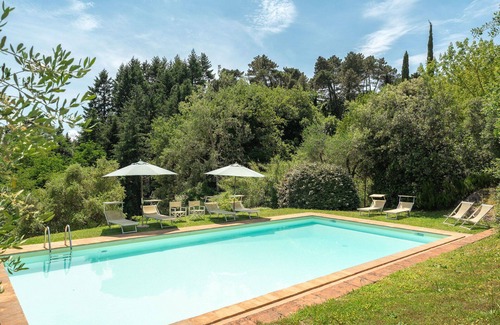 Villabuona Villa | Stunning private villa with private pool, A/C, WIFI, TV, terrace and panoramic view, close to Lu.