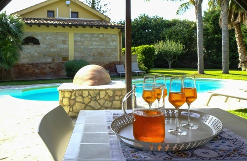 Cinisi Villa | Stunning private villa for 7 guests with A/C, private pool, WIFI, TV and patio
