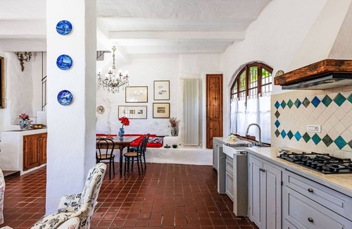 Dolcedo Villa | Stunning private villa for 7 guests with WIFI, pets allowed and panoramic view