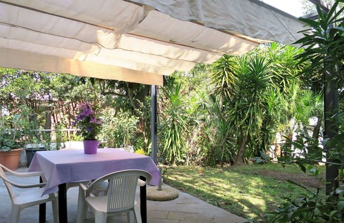 Borgo Santa Maria House | Stunning private villa for 8 people with WIFI, A/C, TV and terrace