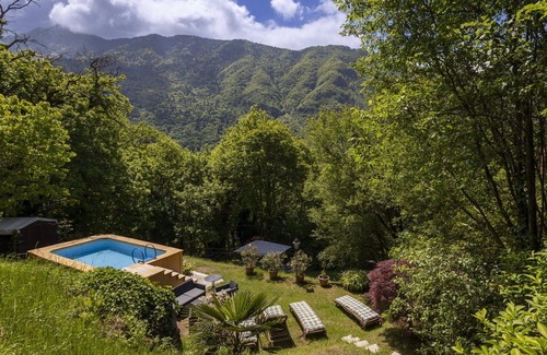Pisogne Villa | Stunning private villa for 16 people with private pool, WIFI, TV, patio and pets allowed