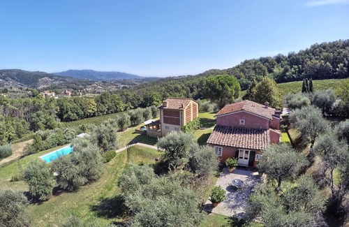 Lucca Villa | Stunning private villa with WIFI, private pool, A/C, TV and panoramic view, close to Lucca