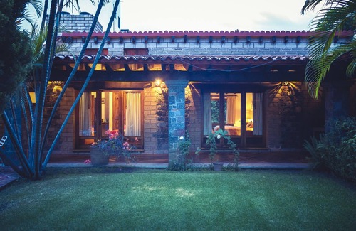 Cuernavaca Villa | Stunning property, with wide open spaces, beautiful pool.
