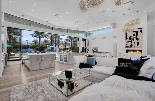 Rancho Mirage House | Stunning Rancho Mirage HomenOperable Walls, Indoor-Outdoor Living, Pool, Fitness
