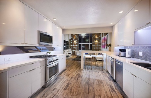 East Village House | Stunning Remodel 4 BR/3 BA Downtown ,Gaslamp, Petco, Convention Center