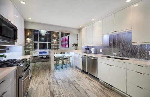 East Village House | Stunning Remodel 4 BR/3 BA Downtown ,Gaslamp, Petco, Convention Center