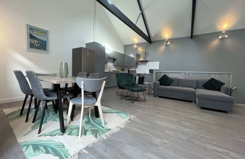 Chysauster House | Stunning Reverse Level Townhouse in Penzance