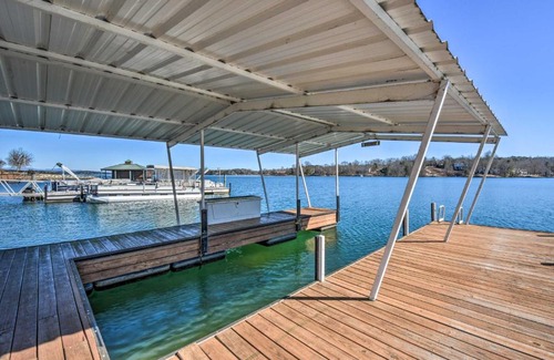 Seneca House | Stunning Seneca Home with Lake Keowee Access!