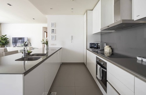 Al Wasl Apartment | Stunning & Spacious 1BR Apartment in City Walk!