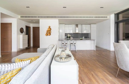 Al Wasl Apartment | Stunning & Spacious 1BR Apartment in City Walk!
