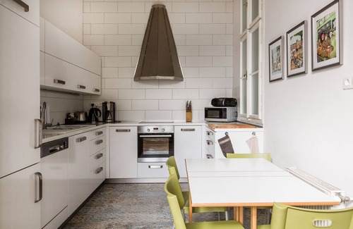 Palace District Apartment | Stunning Spacious Apartment