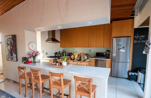 Midtown Toronto House | Stunning & Spacious Heritage Home in Bridal Path
