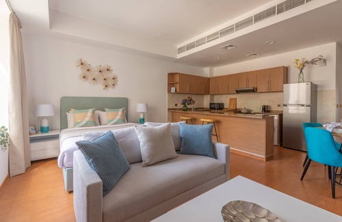 Al Barsha 1 Apartment | Stunning Studio Apartment in Al Barsha