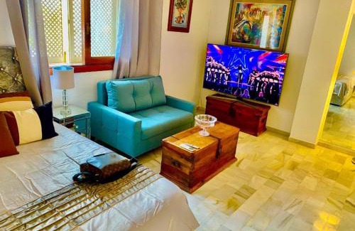 Marbella Bed & Breakfast | Stunning suite at Hotel Del Golf, 5 stars and frontline Golf, Porto Banus, Marbella