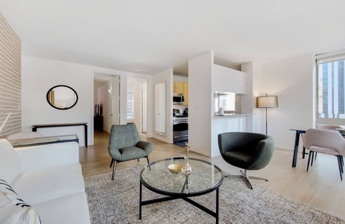 Midtown South Apartment | Stunning Two Bedroom near Chelsea Market